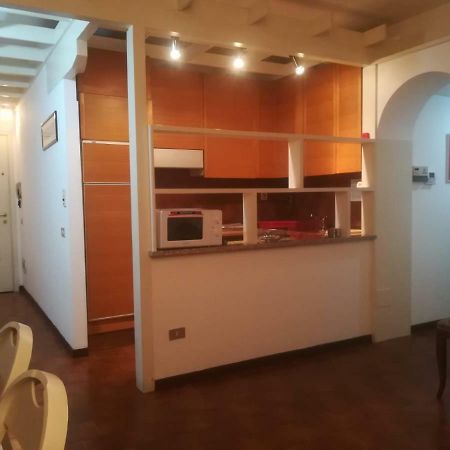 La Terrazza Apartment สเตรซา ภายนอก รูปภาพ