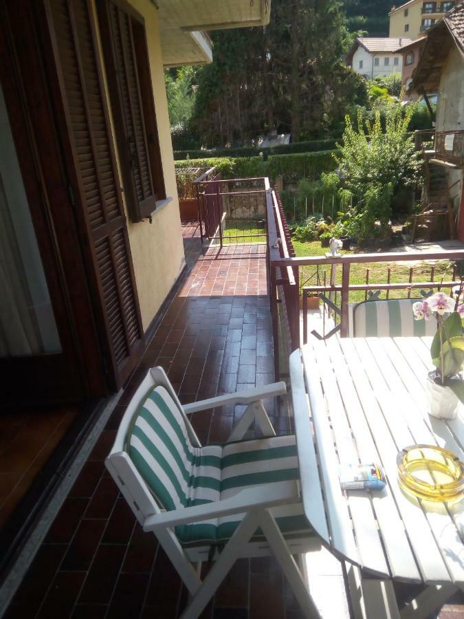 La Terrazza Apartment สเตรซา ภายนอก รูปภาพ